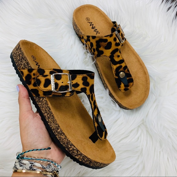 Leopard buckle sandal - Picture 4 of 5